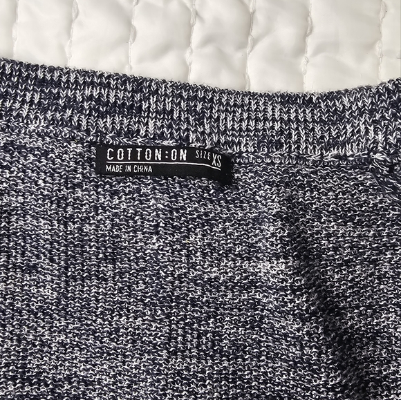 Cotton:On Women’s Navy/White Print Pullover Knit Sweater XS - Picture 7 of 7